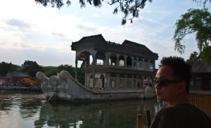 El barco de mármol en el Palacio de Verano, excentricidad de la emperatriz Cixi. MIKEL BUTRAGUEÑO
